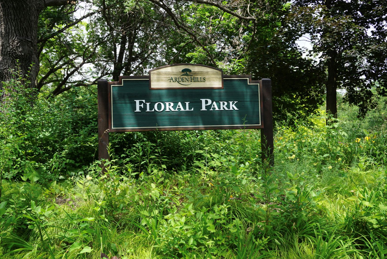 Floral Park Sign