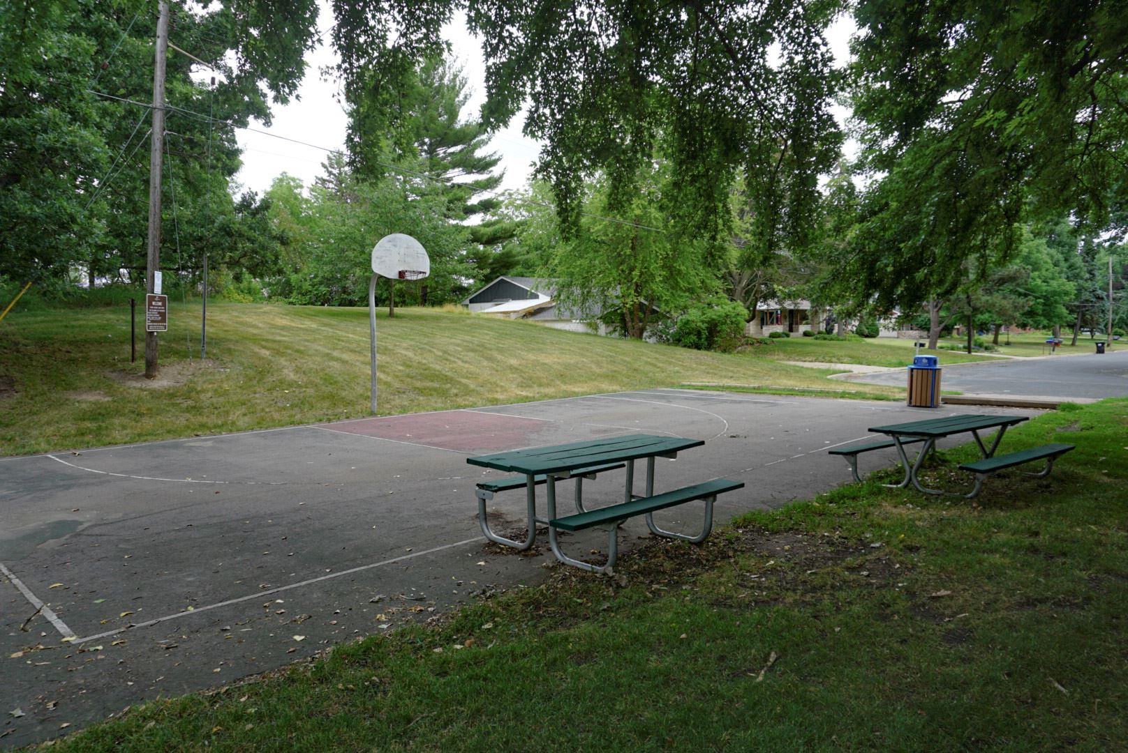 Freeway Park Basketball Court in the Summertime